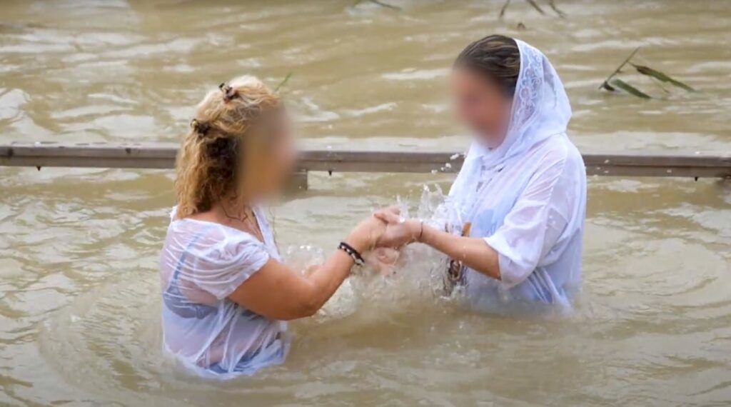 Baptisées issues de milieux musulmans, fleuve du Jourdain, pèlerinage en Terre Sainte 2023